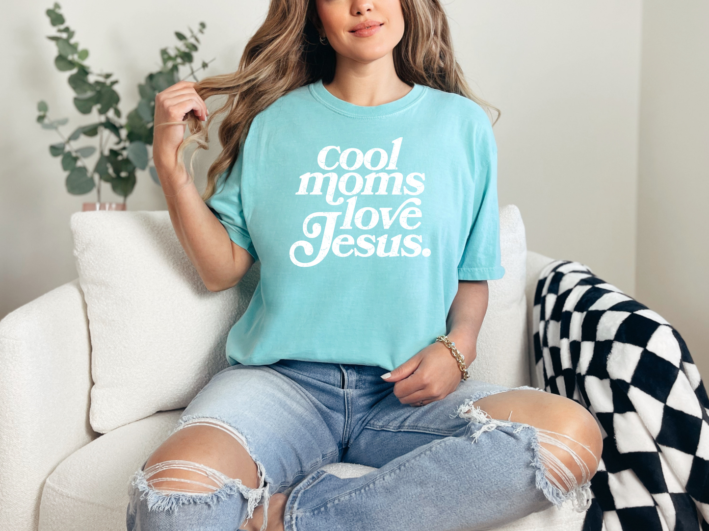 Cool Moms Love Jesus