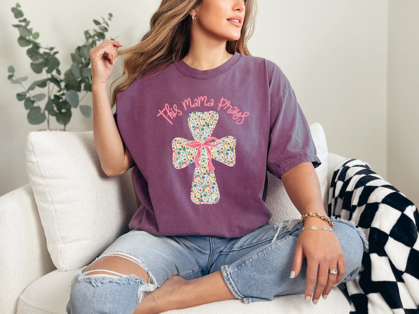 This Mama Prays - Floral Cross